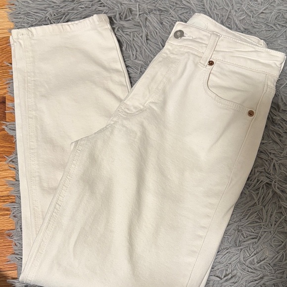 H&M Women's Straight Leg Jeans in Cream - Picture 2 of 4